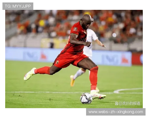 卢卡库中圈带球拔脚怒射，比利时攻势掀起波浪