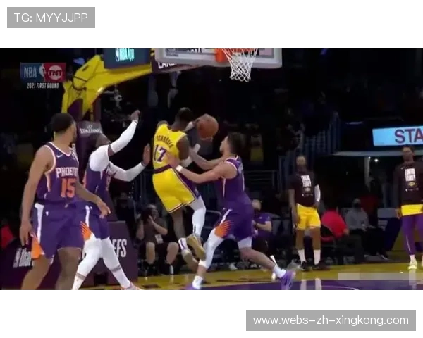 湖人冲击篮筐态度坚决